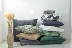 Tyynynpäällinen Fia