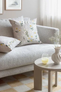 Tyynynpäällinen Maya