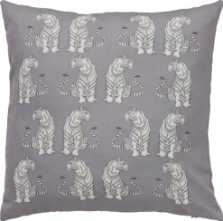 Tyynynpäällinen Tina